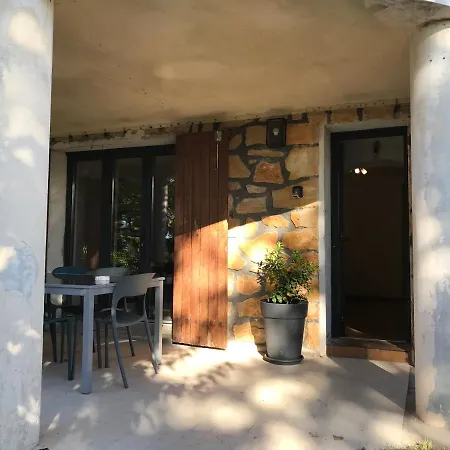 Superbe Bas De Villaix Appartement